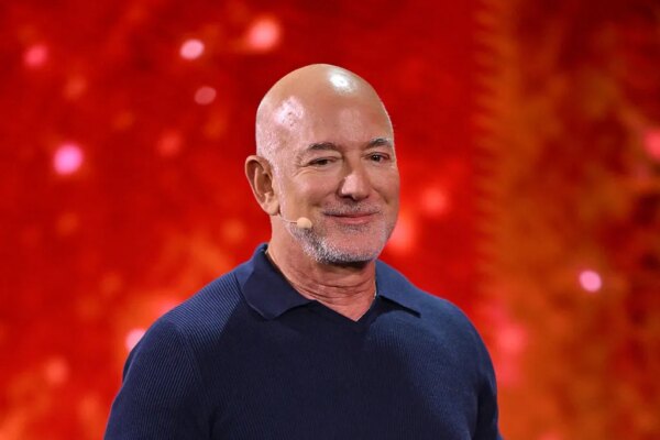 Jeff Bezos estaría cerca de adquirir un equipo deportivo global