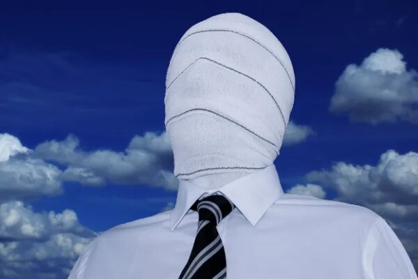 El auge del fraude de identidad con inteligencia artificial: de estudiantes fantasmas a postulantes falsos.