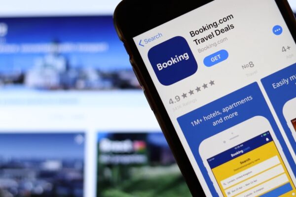 Diez mil negocios europeos demandan a Booking por prácticas de competencia desleal.