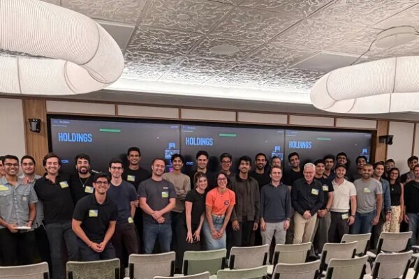 Thrive Holdings, respaldada por OpenAI, obtiene $2 mil millones para impulsar la inteligencia artificial en empresas