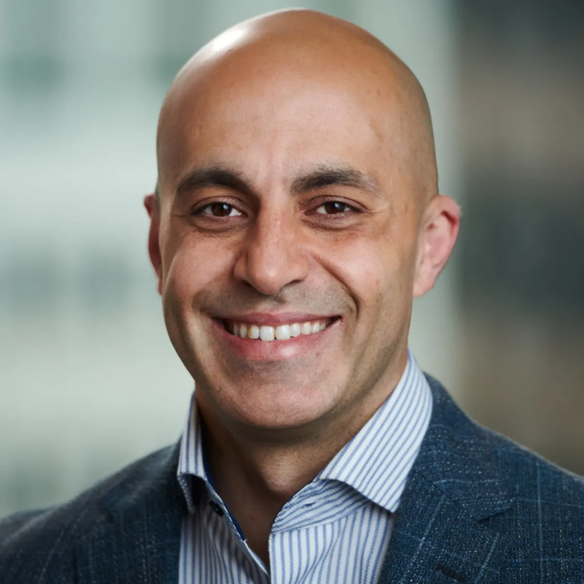 Databricks cierra ronda de financiamiento en $5 mil millones, logrando una valoración de $190 mil millones tras negociaciones con inversionistas.