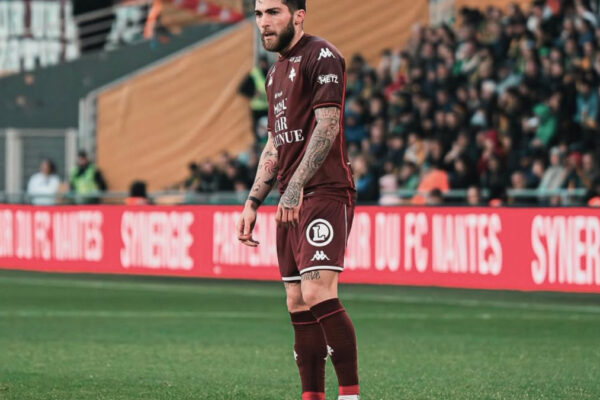 El Rayo Vallecano refuerza su plantilla con la incorporación de Giorgi Tsitaishvili