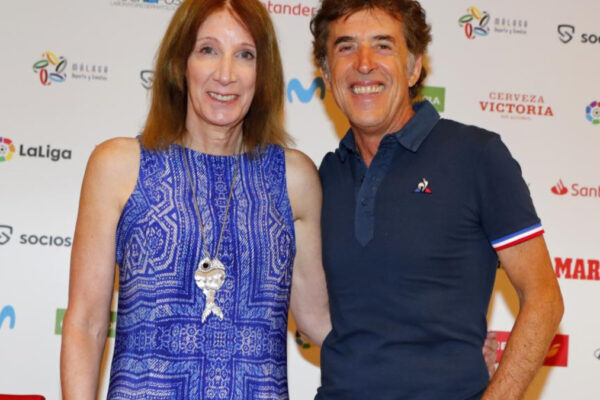 Perico Delgado y Pippa York: Un emotivo reencuentro lleno de conversación y camaradería