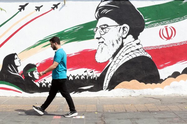 Irán reafirma su postura de resistencia frente a Estados Unidos hasta lograr una "derrota total"
