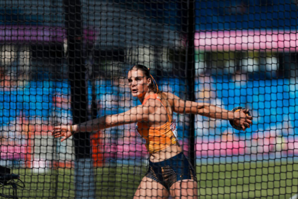 Inés López se acerca al récord nacional y alcanza la final en lanzamiento de disco