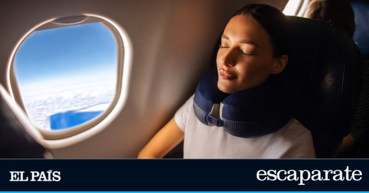 Descubre la almohada de viaje ajustable que cuida tu cuello en cada trayecto