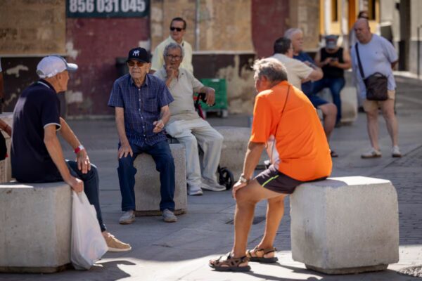 El aumento de temperaturas globales pone en peligro la salud de millones de personas mayores