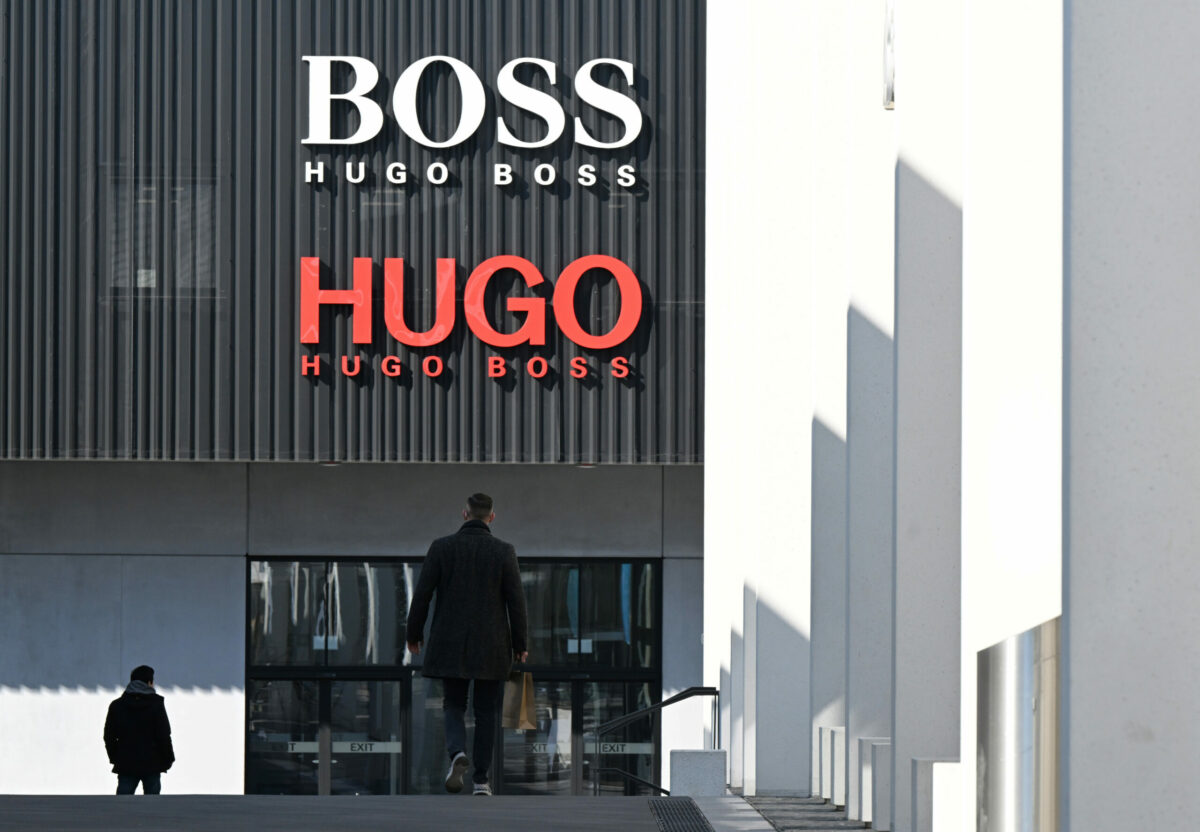 Frasers Group incrementa su participación en Hugo Boss al 47,89% tras finalizar la OPA.