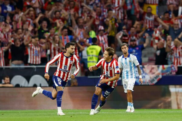 El Atlético conquista su primera victoria tras un sobresaliente partido de Kang-in Lee y Baena contra un Málaga en apuros.