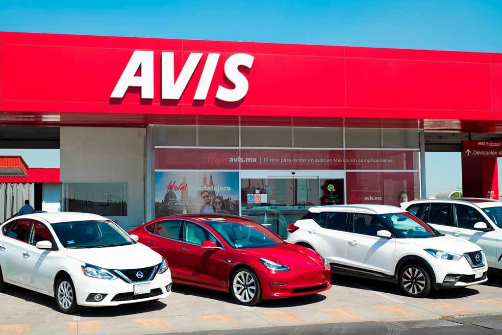 Consumo impone a Avis una sanción de un millón de euros por prácticas comerciales desleales