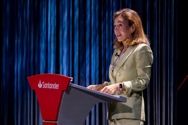 Santander concluye la adquisición de Webster en tiempo récord, consolidando su presencia en el mercado estadounidense