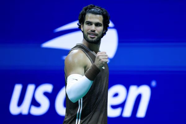 Sigue en vivo el emocionante enfrentamiento entre Wu Yibing y Carlos Alcaraz en el US Open