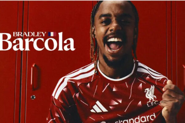 Liverpool satisface el deseo de Iraola y ficha a Barcola como nuevo sustituto de Salah
