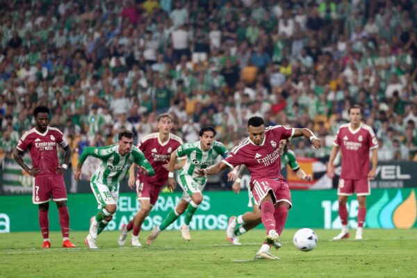 El Betis impide el triunfo del Madrid en una jornada especial para Mourinho