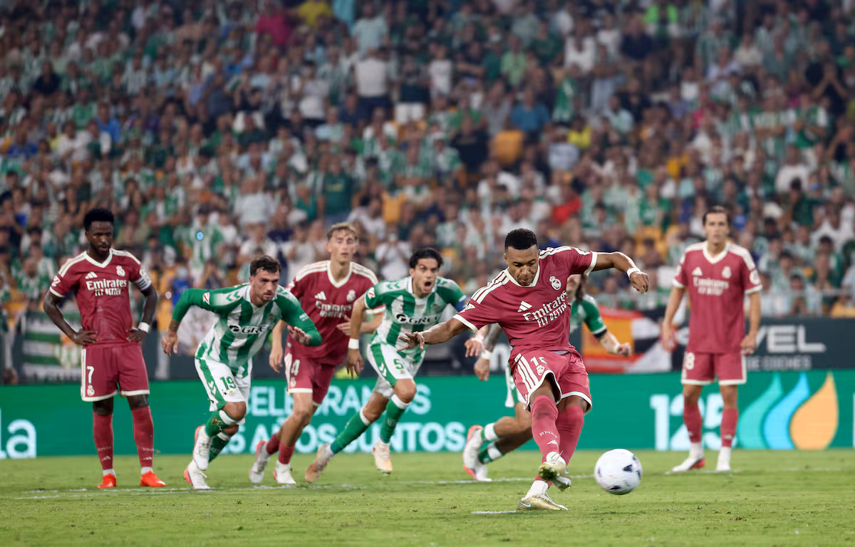 El Betis impide el triunfo del Madrid en una jornada especial para Mourinho