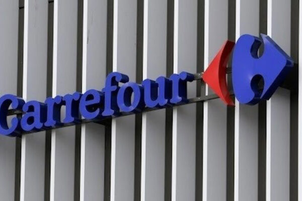 Carrefour y Auchan advierten al sector: la inteligencia artificial se vuelve esencial.