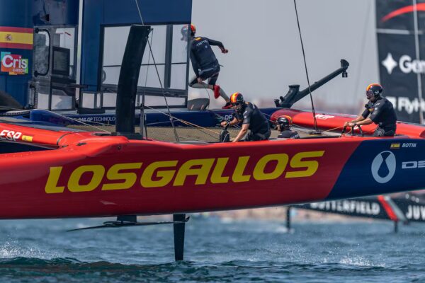Los Gallos brillan en el inicio del SailGP de Valencia con el cálido Mediterráneo como telón de fondo