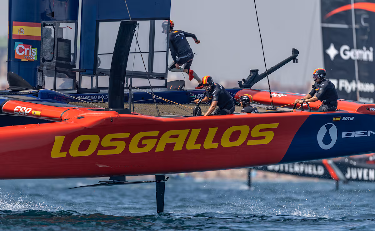 Los Gallos brillan en el inicio del SailGP de Valencia con el cálido Mediterráneo como telón de fondo
