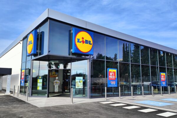 Lidl supera un hito estratégico al inaugurar su tienda número 13,000 a nivel global.