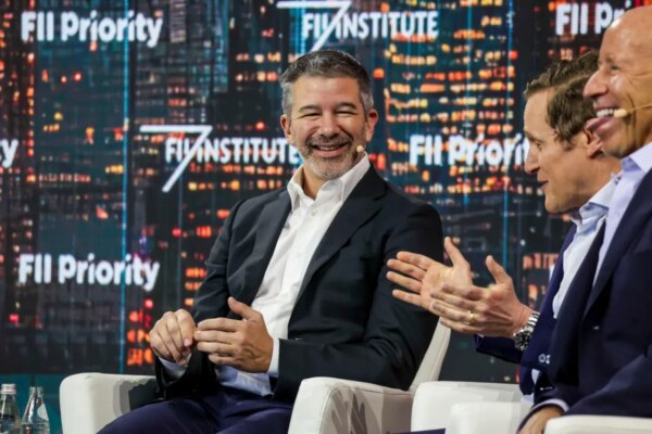 Atoms de Travis Kalanick podría incursionar en el mercado de robotaxis.