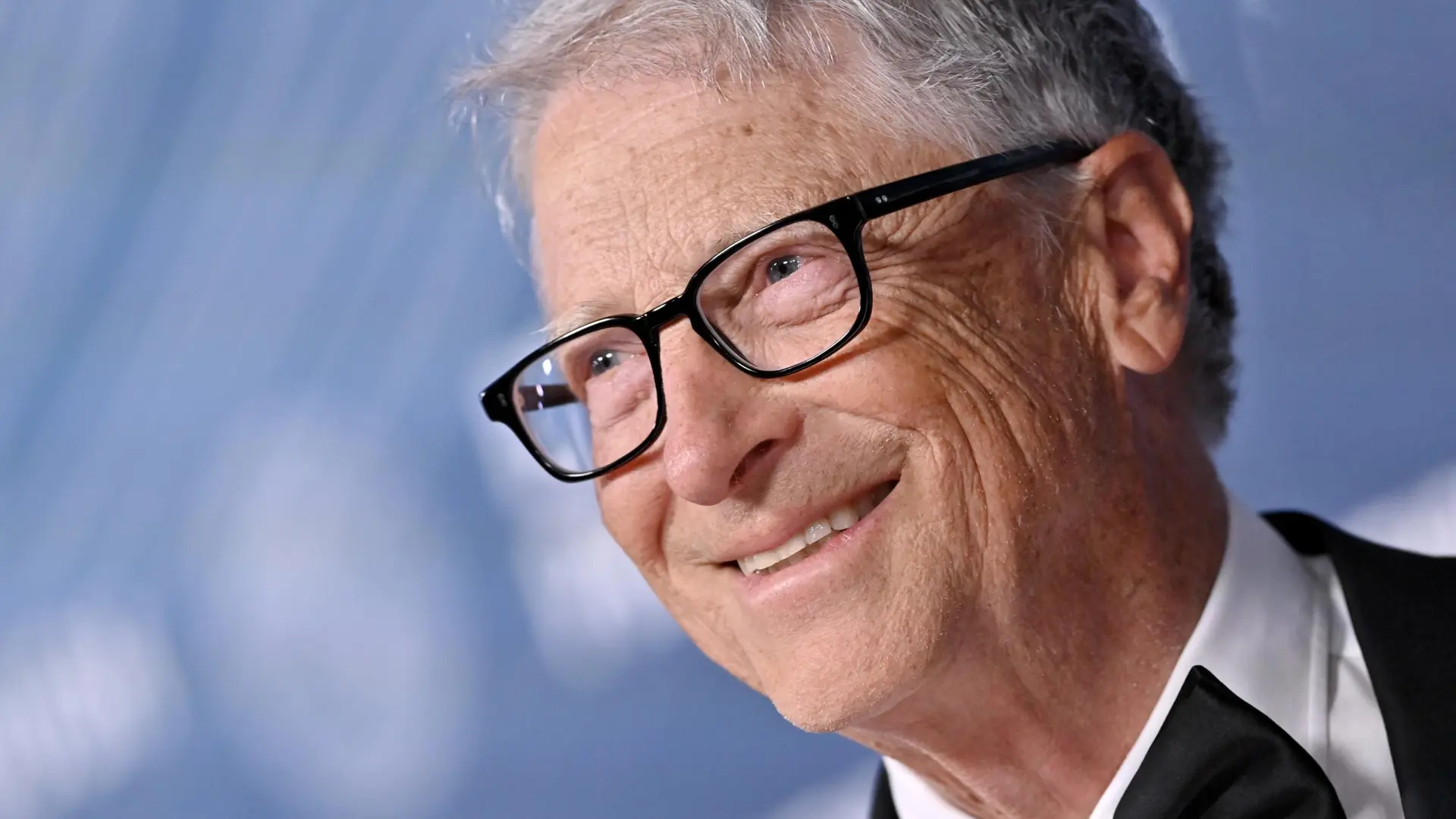 Bill Gates advierte sobre la falta de estrategias para la transición hacia la inteligencia artificial
