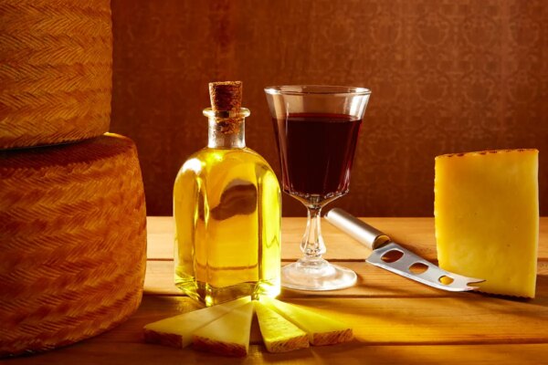 Exportaciones agroalimentarias de España a EE. UU. disminuyen un 10% en 2025 debido a aranceles.