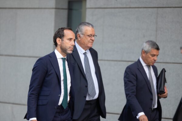 Plus Ultra invierte 530.000 euros en presunta mediación de Zapatero para asegurar rescate financiero