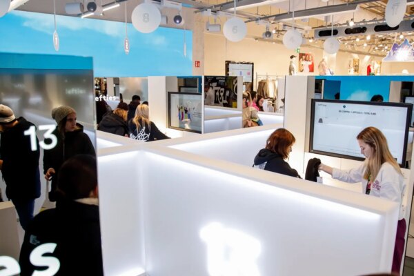 Inditex planea expandir Lefties en el ámbito físico y online para rivalizar con Primark y Shein