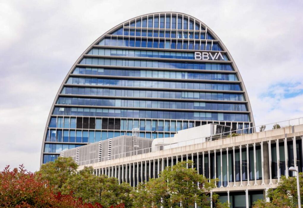 BBVA se alía con gigantes de inversión como Blackstone, Apollo y KKR en importante colaboración de banca privada en Hong Kong