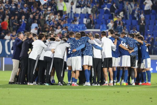 El Como se enfrenta a la nobleza europea en el fútbol: un desafío apasionante