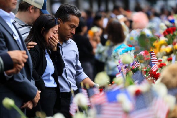 El 25º aniversario del 11-S se conmemora en Nueva York con un enfoque en las víctimas y la ausencia de Trump