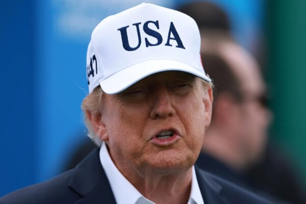Trump afirma que EEUU abandonará Irán a menos que persista por intereses petroleros, como en Venezuela.