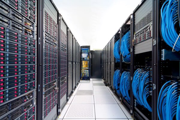 Los centros de datos impulsan un crecimiento significativo en el sector de los seguros cautivos.