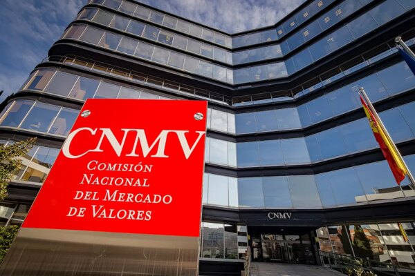La CNMV finalizará en breve la regulación para la prevención del blanqueo de capitales