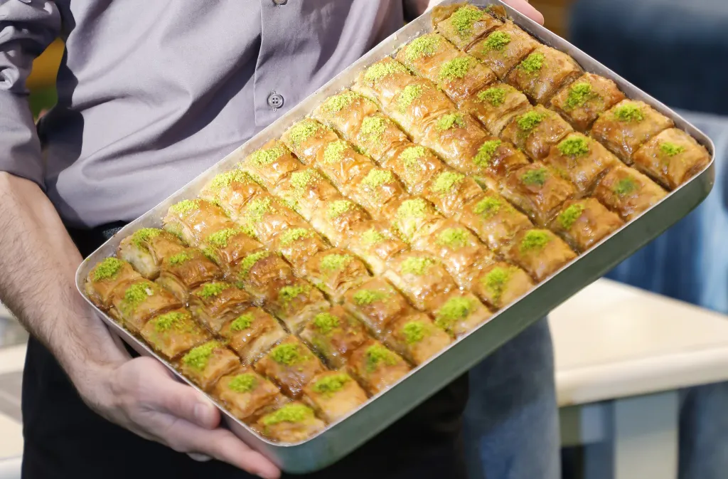 Un emprendimiento dulce genera hasta $70,000 mensuales en ingresos.