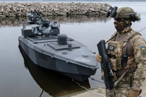 Revolución en el combate naval: enfrentamiento inédito entre drones Sargan-3000 de Ucrania y Orcan de Rusia.