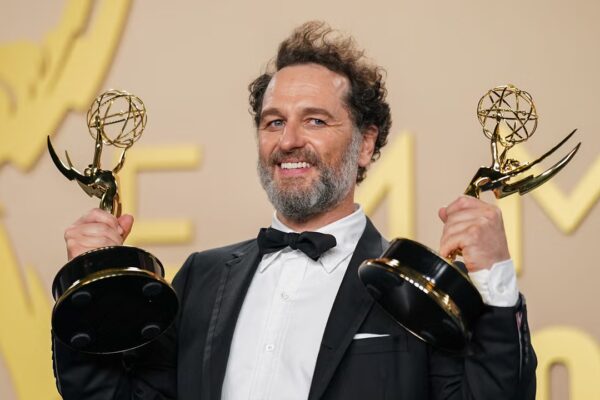 Emmys 2026: 'Widow's Bay' de Apple TV establece récords con sus triunfos destacados.
