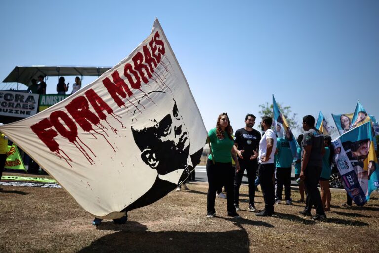 La Corte Suprema de Brasil pospone la resolución sobre la investigación de corrupción contra el juez Moraes