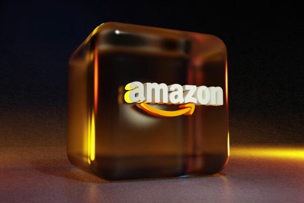 Amazon incrementa su salario mínimo a $20, pero ¿qué significa realmente esto?
