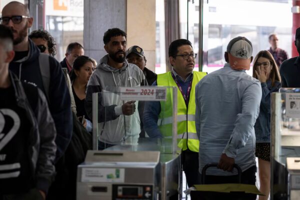 Detienen al sospechoso de seis robos de cobre en la red ferroviaria de Barcelona en solo diez días