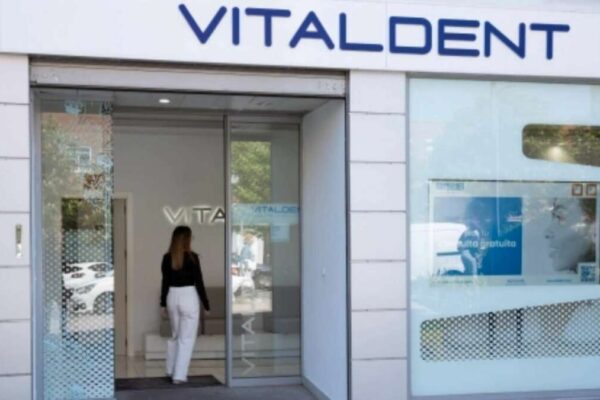 Vitaldent establece condiciones para su oferta por Vivanta, buscando la adjudicación provisional antes del martes.