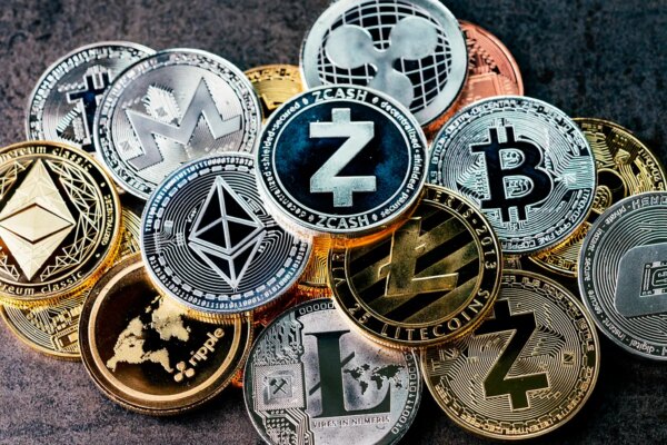 Criptomonedas respaldadas por la SEC experimentan un aumento del 30% en su valor