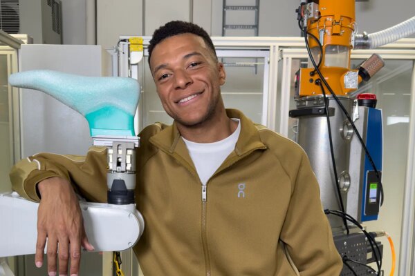 On desafía a Nike al fichar a Mbappé y lanzar su nueva línea de botas de fútbol
