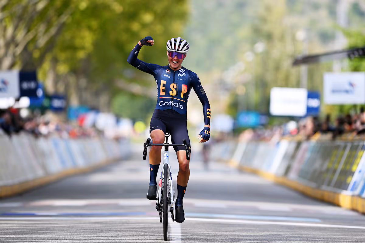 Paula Blasi se une al equipo Movistar hasta 2029: un futuro prometedor en el ciclismo