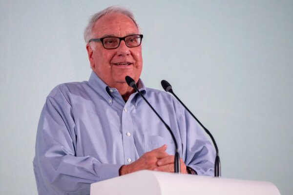 Howard Buffett: El agricultor y filántropo que asume la presidencia de Berkshire Hathaway