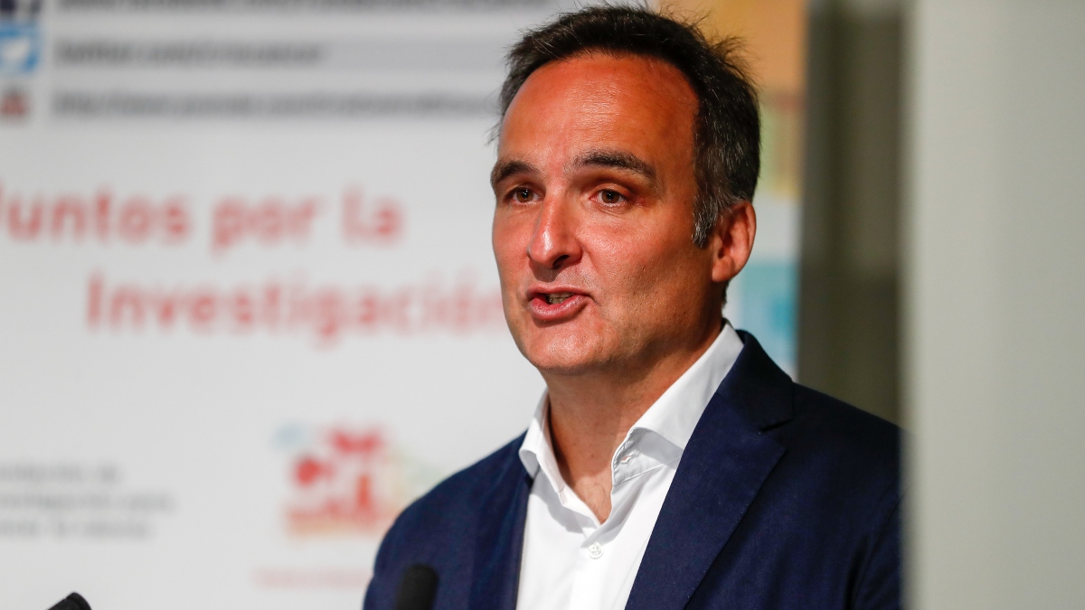 Diego Megía obtiene la autorización para adquirir el club Estudiantes