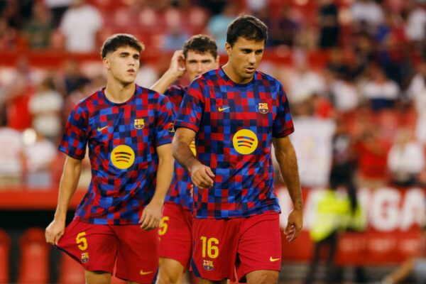 Sigue en vivo el emocionante encuentro Sevilla vs. Barcelona desde el Sánchez-Pizjuán.