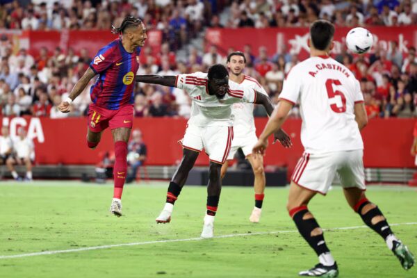 El impacto de Raphinha: el Barça se impone con fuerza ante un Sevilla dinámico