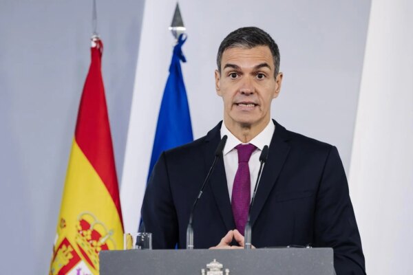 El Gobierno de España otorgará el Ingreso Mínimo Vital a jóvenes mayores de 23 años que residan con sus padres, bajo ciertos límites de ingresos.