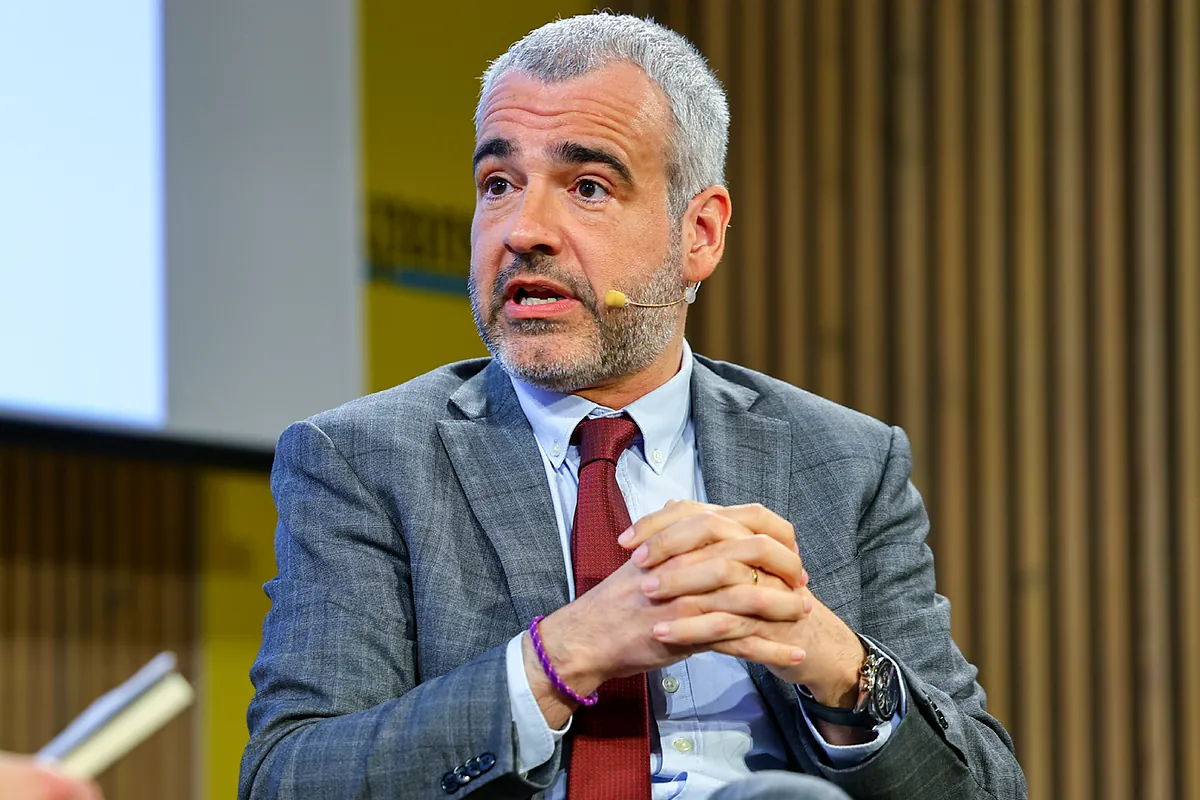 Aena reconsidera sus planes de inversión ante el aumento de costes por inflación.